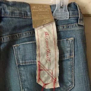 NWT Slim. Bootcut. Stretch. NWT Old Navy  4S Jeans